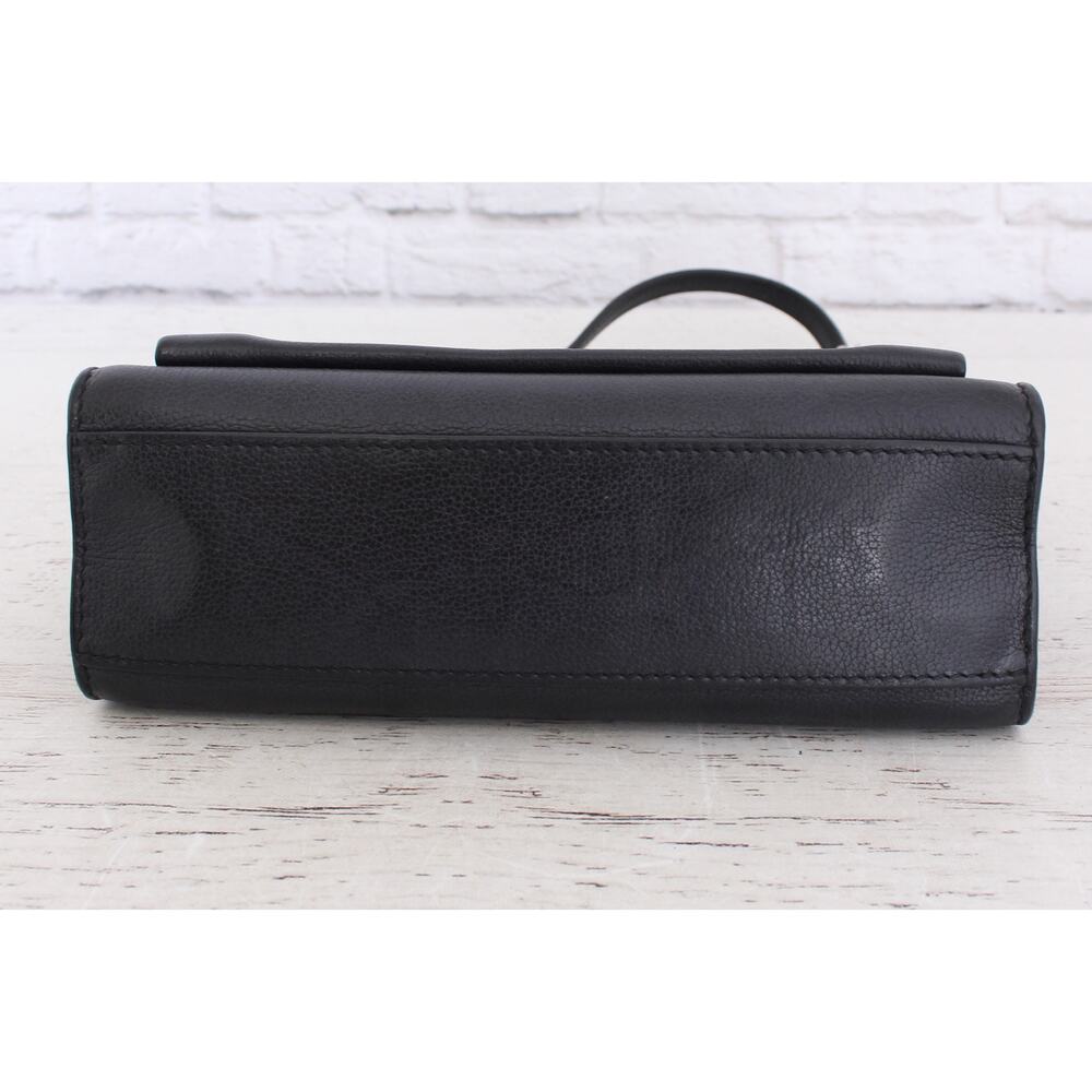 Louis Vuitton Black Crossbody Bag - Picture 16 of 16